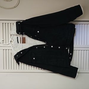 Levis Faux Fur Lined Black Denim Jacket M